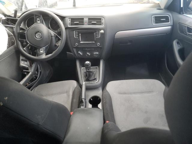 VOLKSWAGEN JETTA 2017 Czerwony