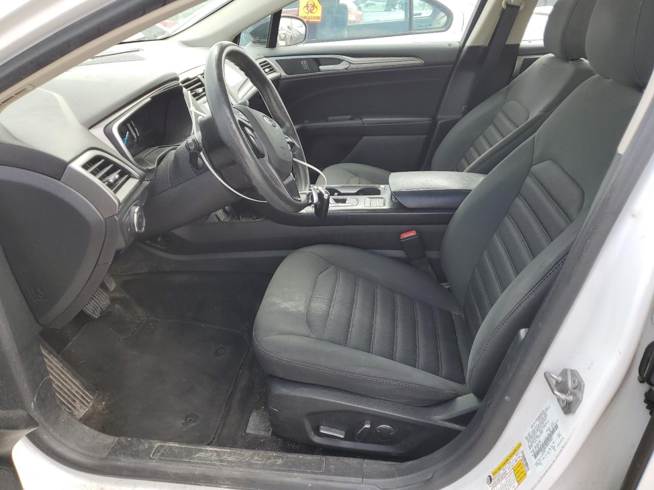 2019 Ford Fusion Se VIN: 3FA6P0LU8KR124837 Lot: 54030055