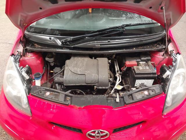 2011 TOYOTA AYGO GO VV