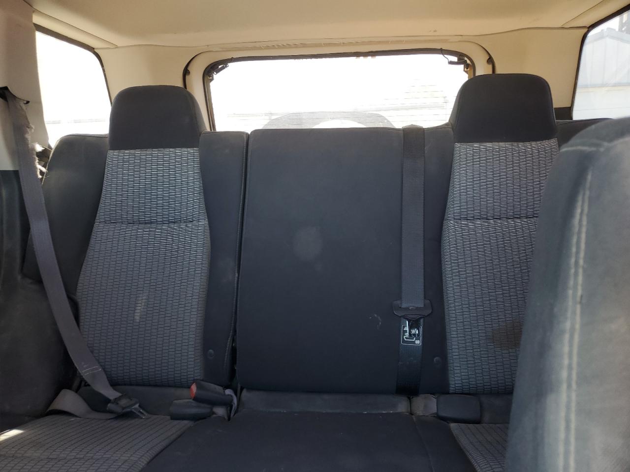 2010 Jeep Grand Cherokee Laredo VIN: 1J4PR4GK9AC116732 Lot: 56350005