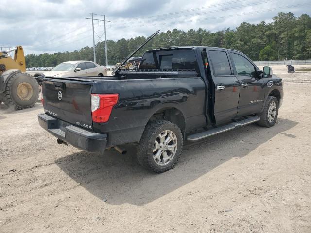  NISSAN TITAN 2017 Black