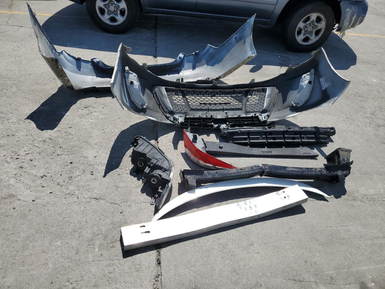 2015 Toyota Camry Le VIN: 4T1BF1FK3FU048224 Lot: 56067275