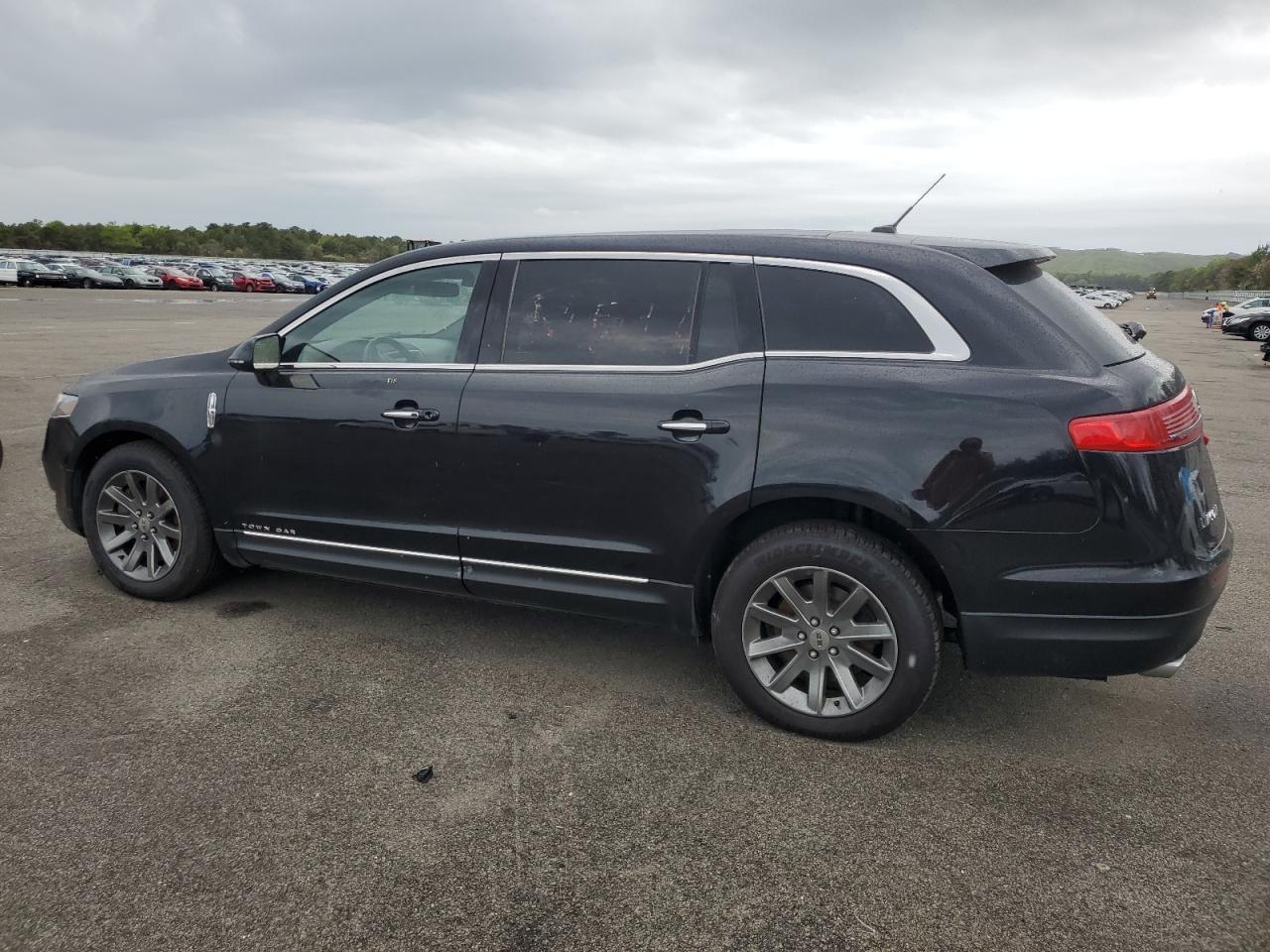 2019 Lincoln Mkt VIN: 2LMHJ5NK7KBL04404 Lot: 56327445