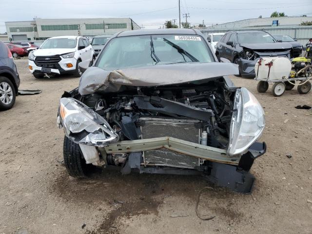  NISSAN VERSA 2017 Szary