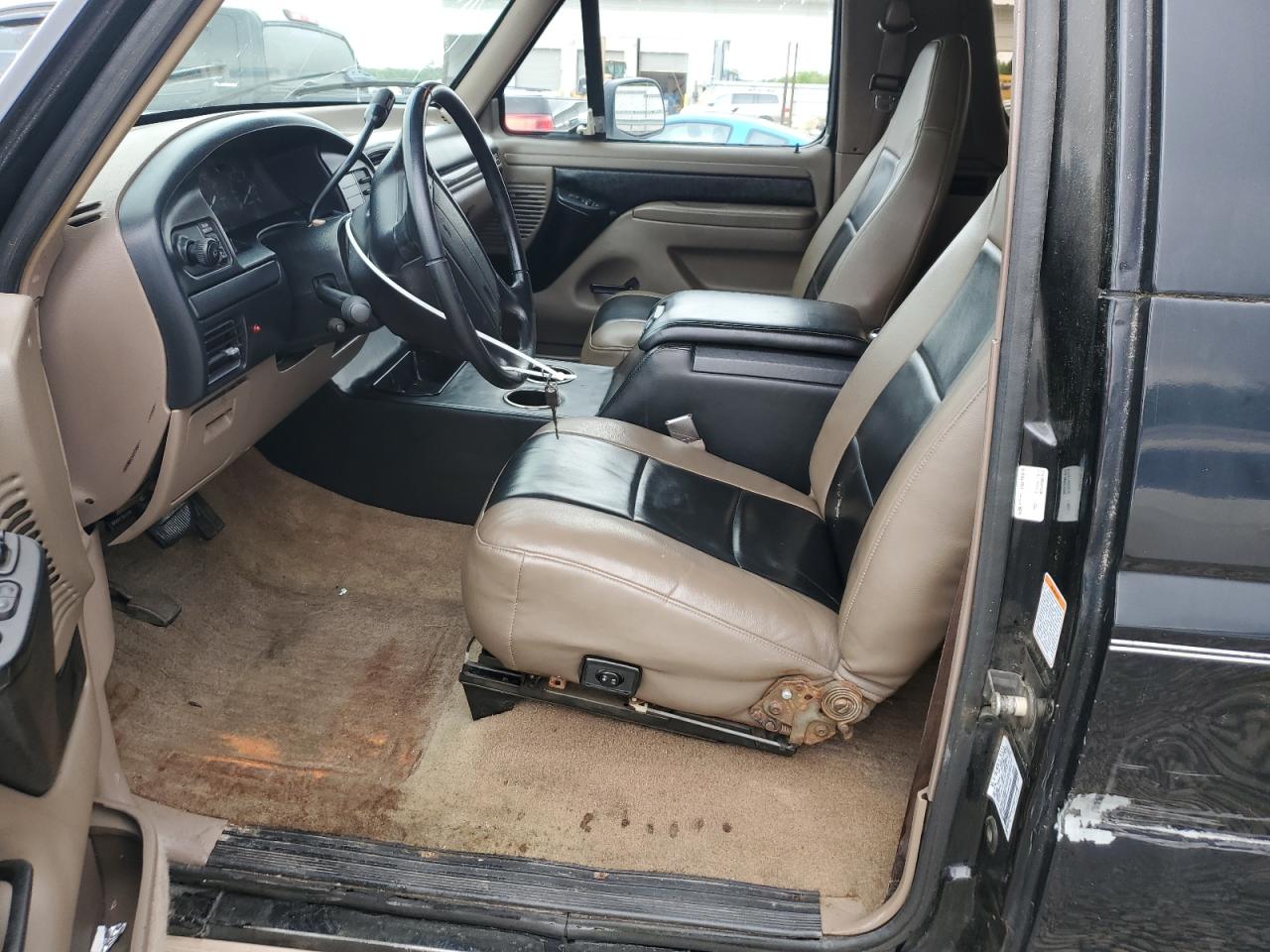 1996 Ford Bronco U100 VIN: 1FMEU15N1TLB67552 Lot: 56488065