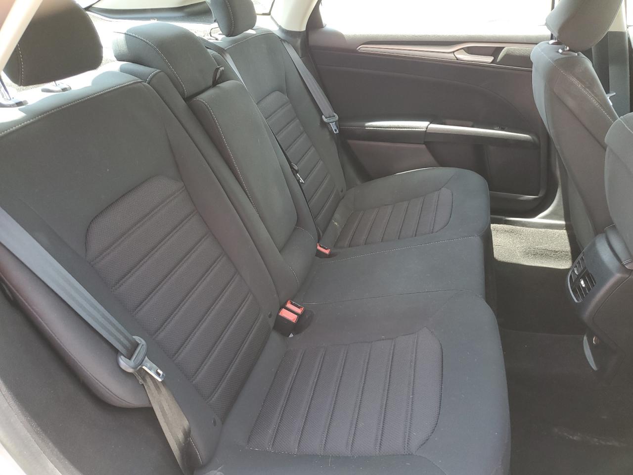 2019 Ford Fusion Se VIN: 3FA6P0LU0KR193764 Lot: 57050085