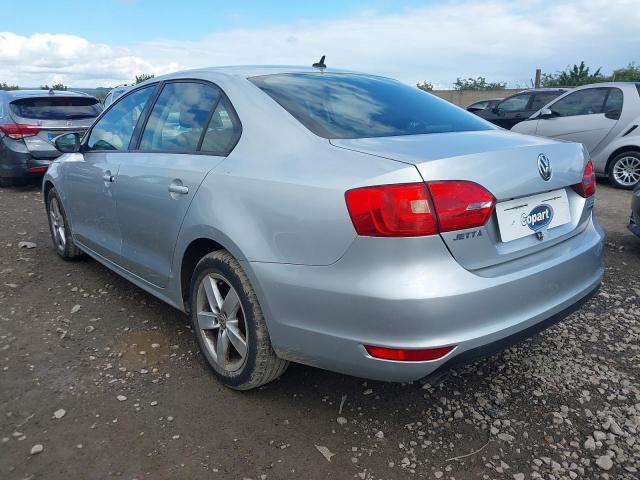 2011 VOLKSWAGEN JETTA SE B