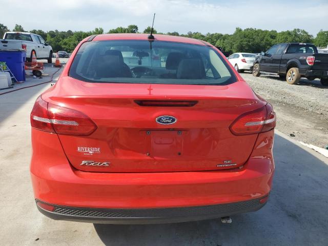  FORD FOCUS 2015 Красный