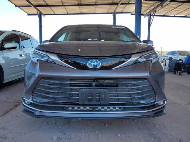  TOYOTA SIENNA 2023 Сірий