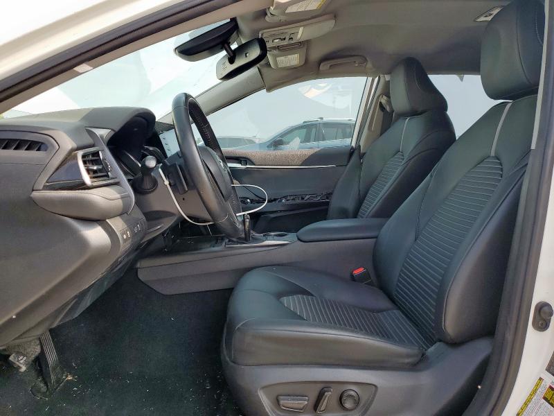  TOYOTA CAMRY 2022 White