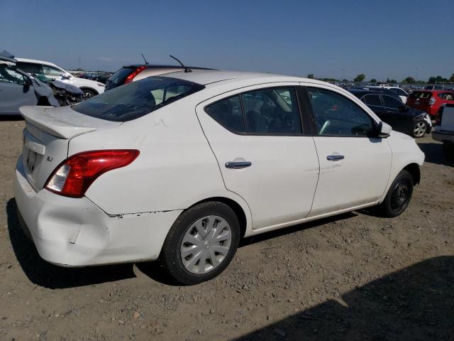  NISSAN VERSA 2018 Білий