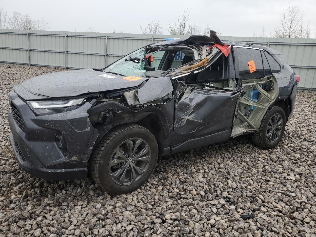 2024 Toyota Rav4 Xle Premium за продажба в Wayland, MI - All Over
