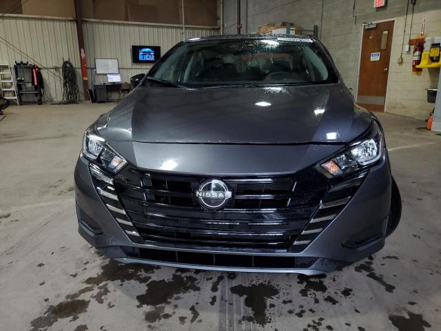  NISSAN VERSA 2024 Gray