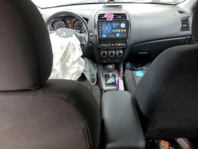  MITSUBISHI OUTLANDER 2020 Сріблястий