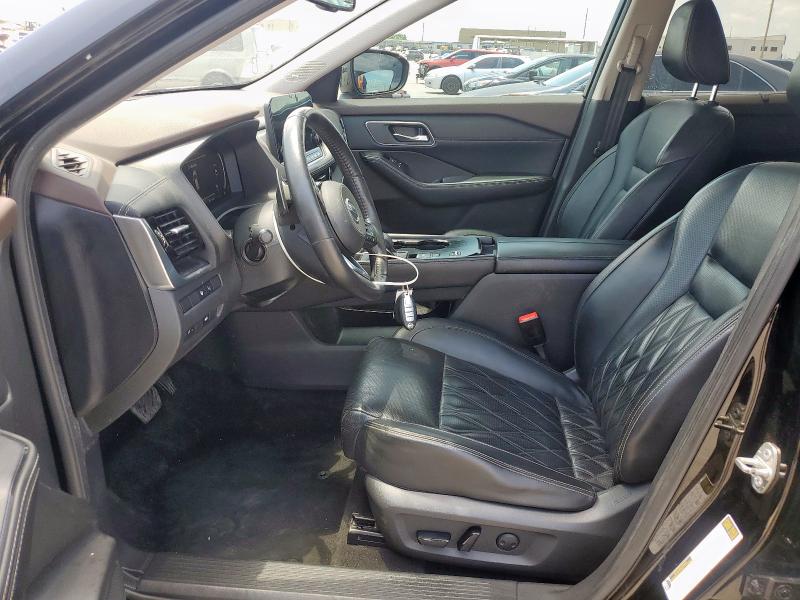  NISSAN ROGUE 2021 Black