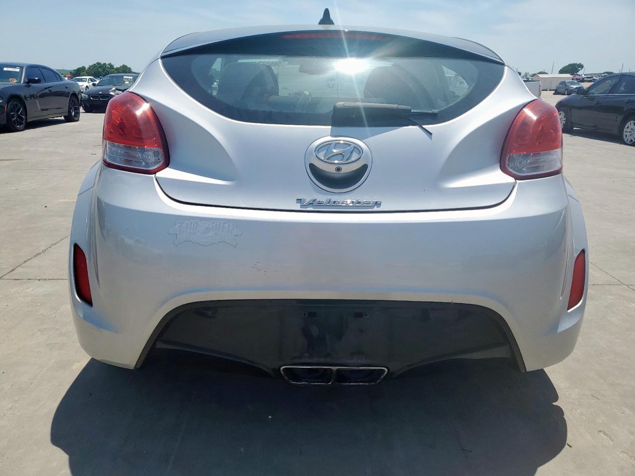 2017 Hyundai Veloster VIN: KMHTC6AD0HU324235 Lot: 56953745