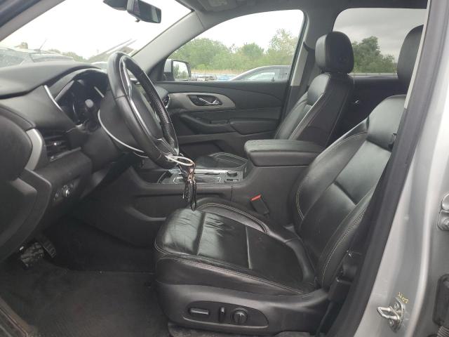  CHEVROLET TRAVERSE 2020 Серебристый