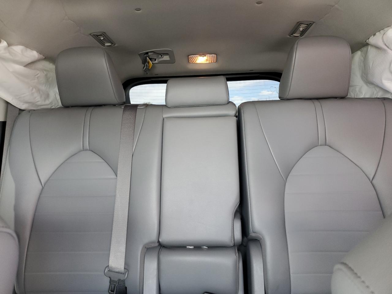 2022 Toyota Highlander Xle VIN: 5TDHZRBH0NS202972 Lot: 56211025