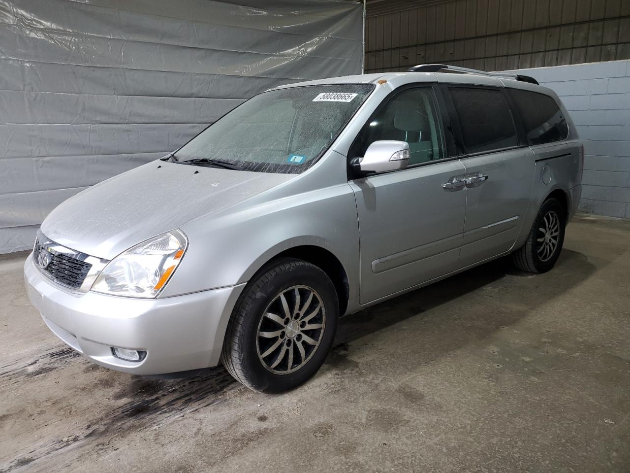 2012 Kia Sedona Ex на продаже в Candia, NH - Top/Roof