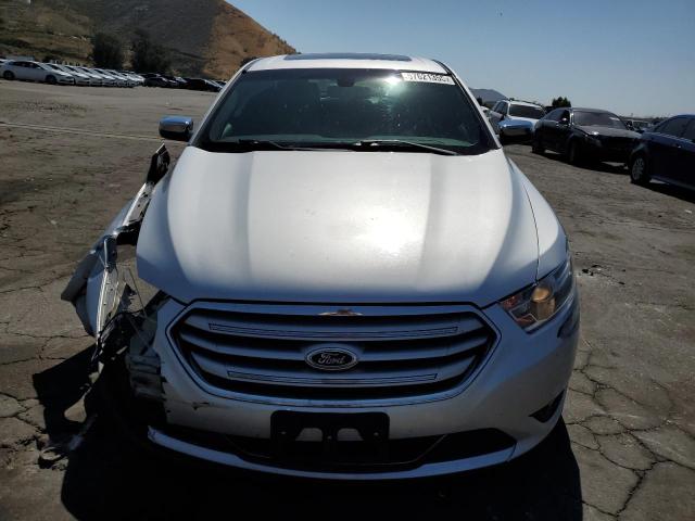  FORD TAURUS 2015 Srebrny