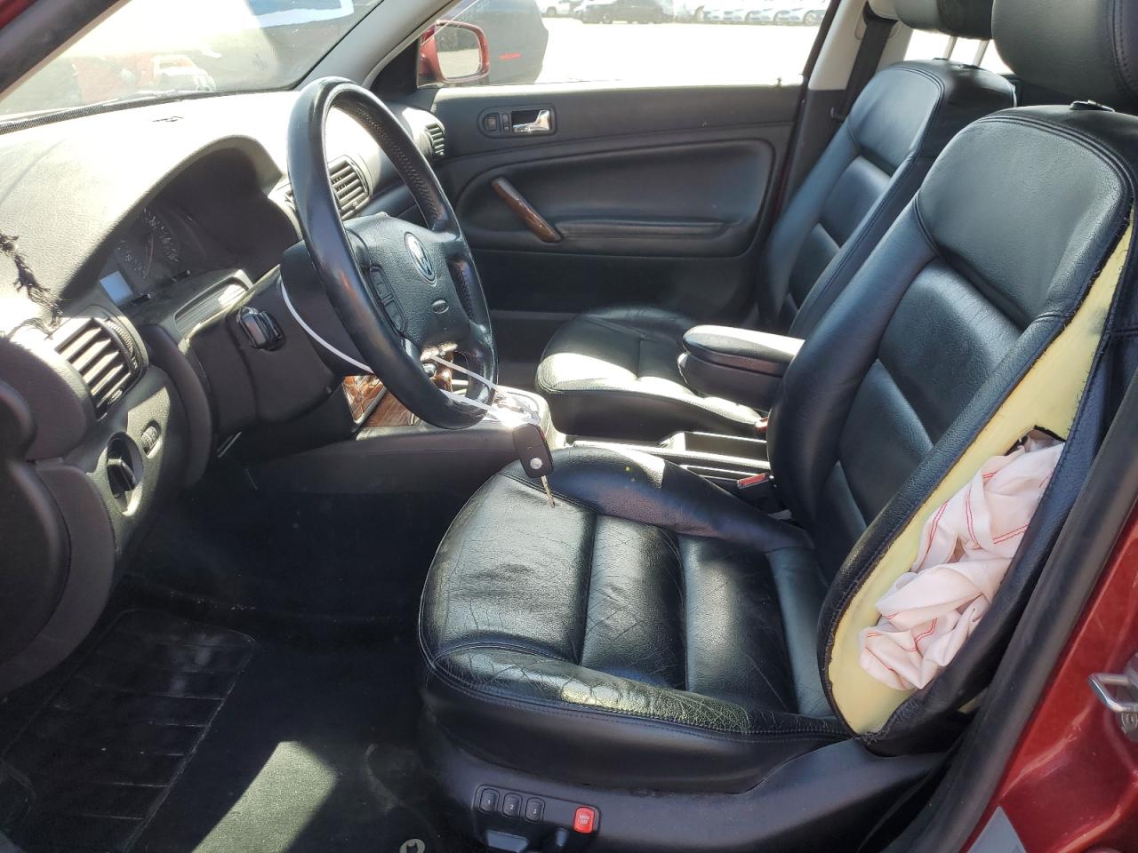 2001 Volkswagen Passat Glx VIN: WVWJH63B61E002904 Lot: 57347635