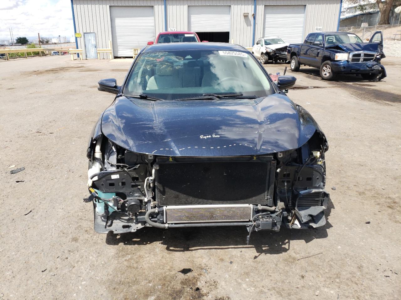 2019 Honda Insight Ex VIN: 19XZE4F55KE031886 Lot: 55825585