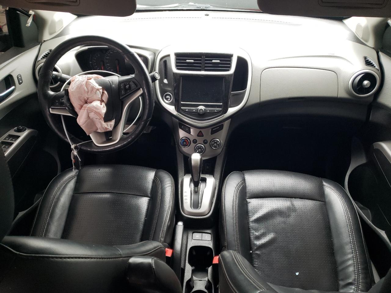 2019 Chevrolet Sonic Premier VIN: 1G1JF5SB2K4123821 Lot: 55764265