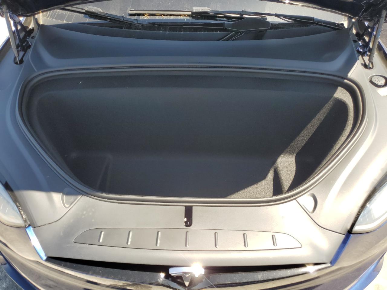 2024 Tesla Model X VIN: 7SAXCDE50RF458740 Lot: 56153355