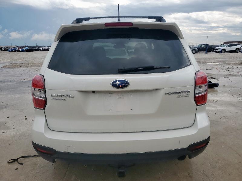  SUBARU FORESTER 2015 Белый