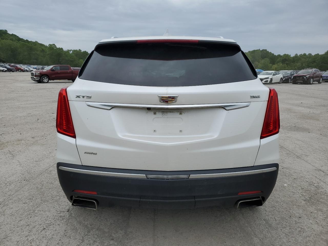 2017 Cadillac Xt5 Premium Luxury VIN: 1GYKNERSXHZ185106 Lot: 57912675