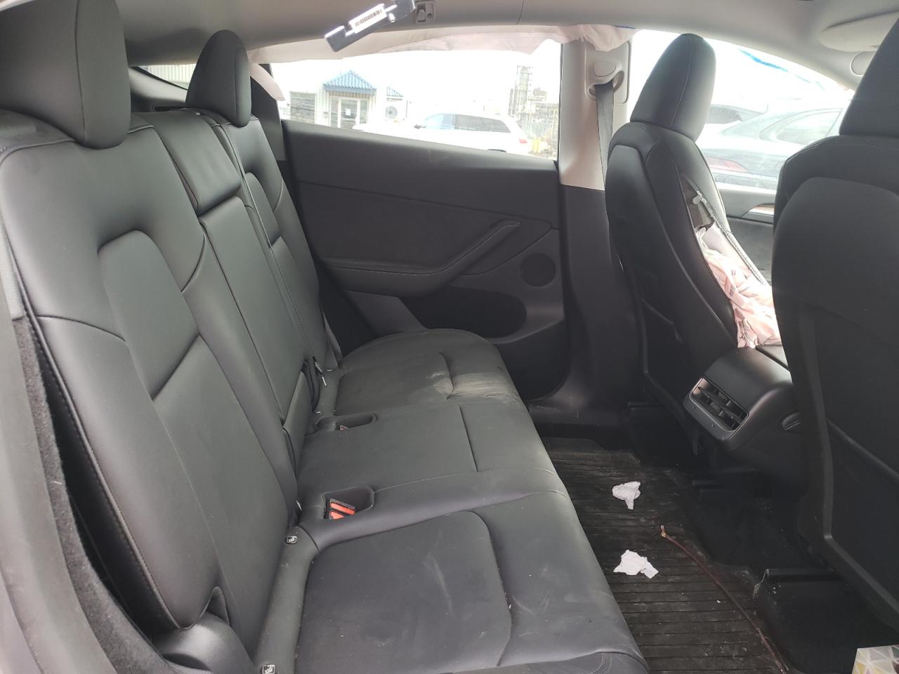 2024 Tesla Model Y VIN: 7SAYGDEEXRF181989 Lot: 56731455