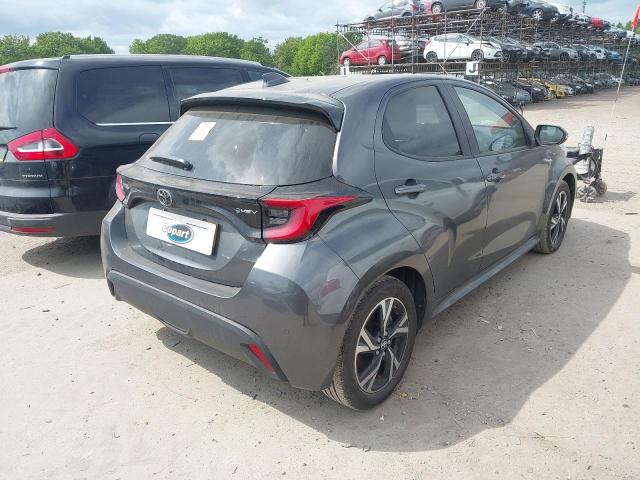 2024 TOYOTA YARIS DESI