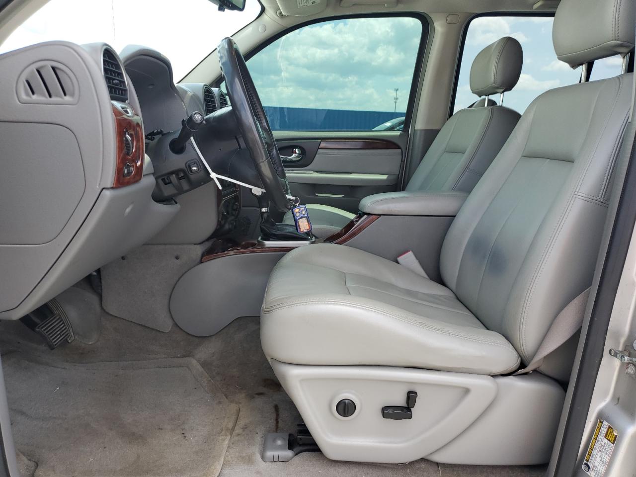 2005 GMC Envoy Xuv VIN: 1GKET12M356196155 Lot: 56100285