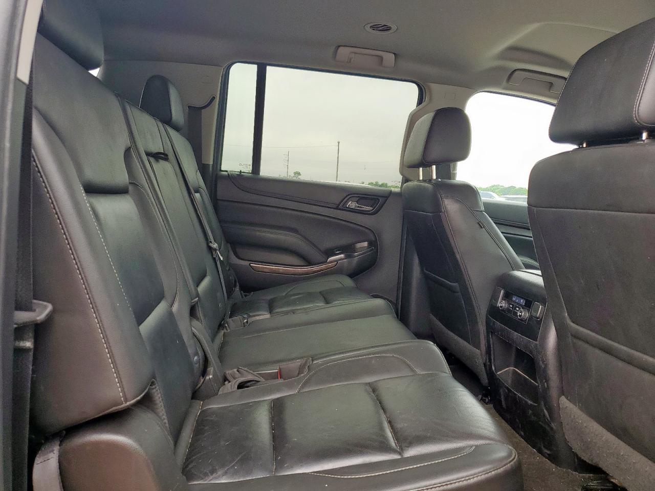 2018 Chevrolet Suburban K1500 Lt VIN: 1GNSKHKC7JR207675 Lot: 58003885