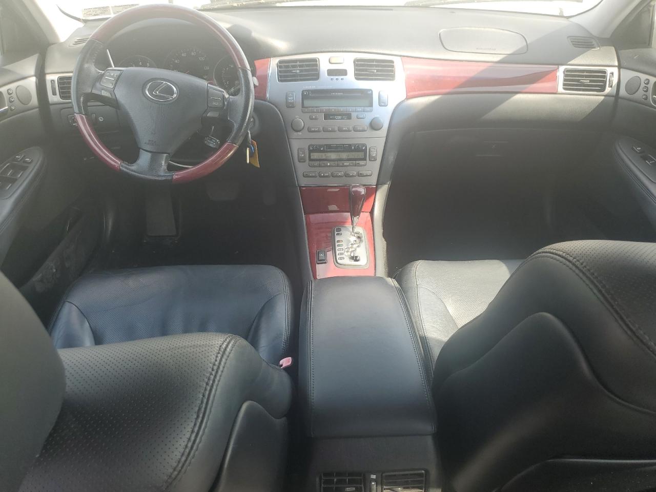 2005 Lexus Es 330 VIN: JTHBA30G155057191 Lot: 56382245