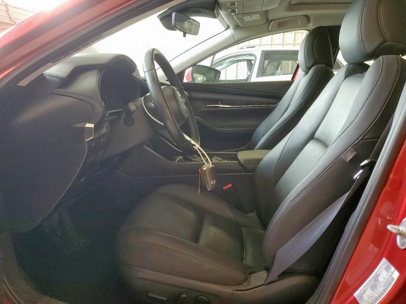 MAZDA 3 2022 Czerwony