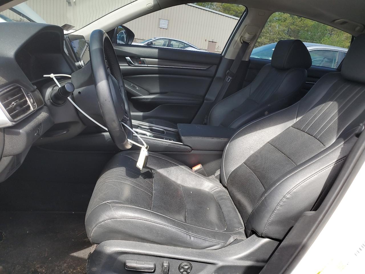 2019 Honda Accord Exl VIN: 1HGCV1F51KA040142 Lot: 56219595