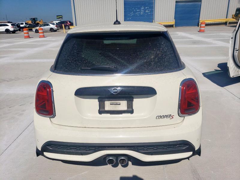  MINI COOPER 2022 Кремовий
