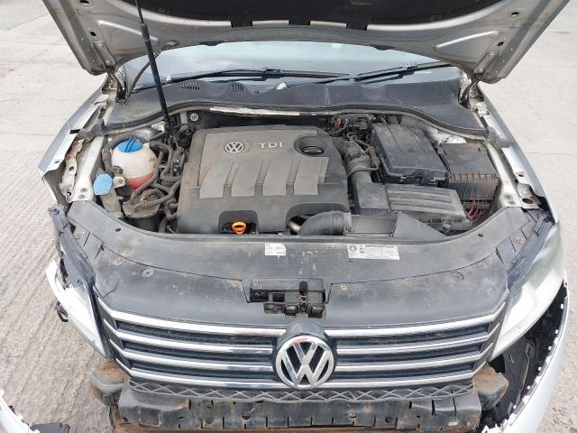 2011 VOLKSWAGEN PASSAT S B