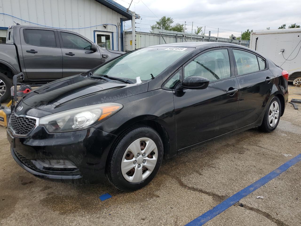 2015 Kia Forte Lx for Sale in Pekin, IL - Side