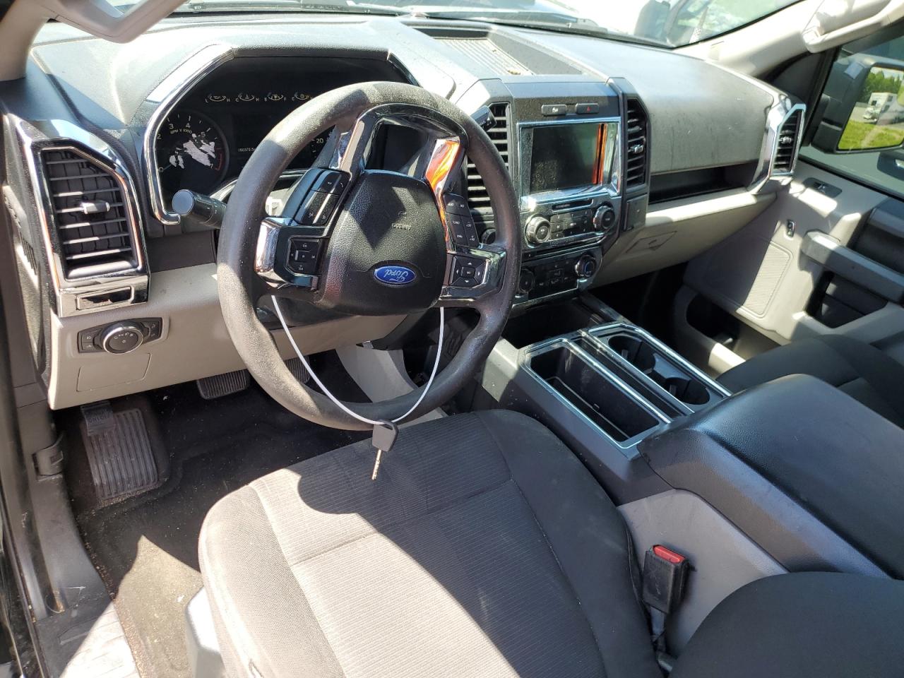 2017 Ford F150 Super Cab VIN: 1FTFX1EF6HKE52060 Lot: 52792525
