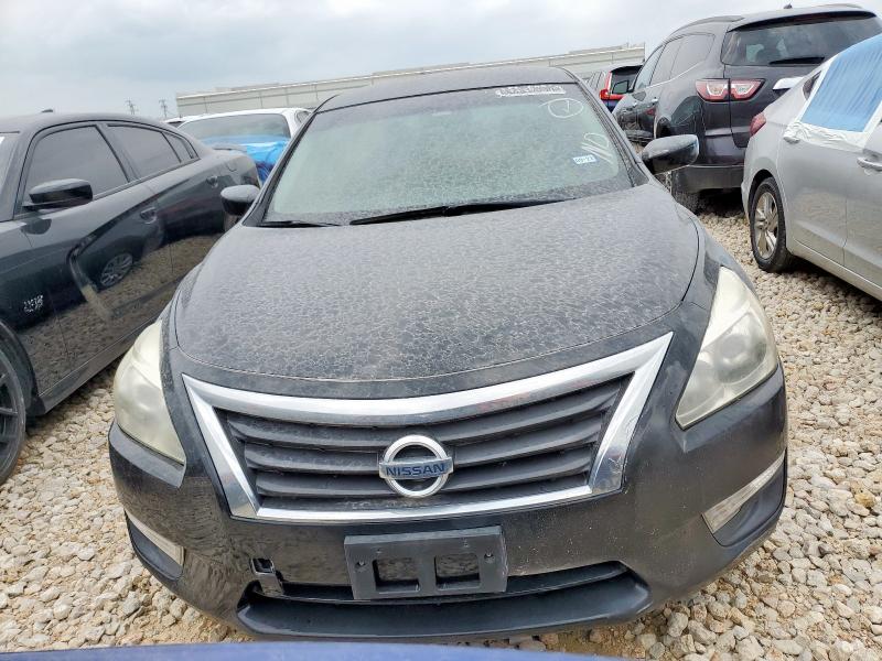 Sedans NISSAN ALTIMA 2014 Czarny