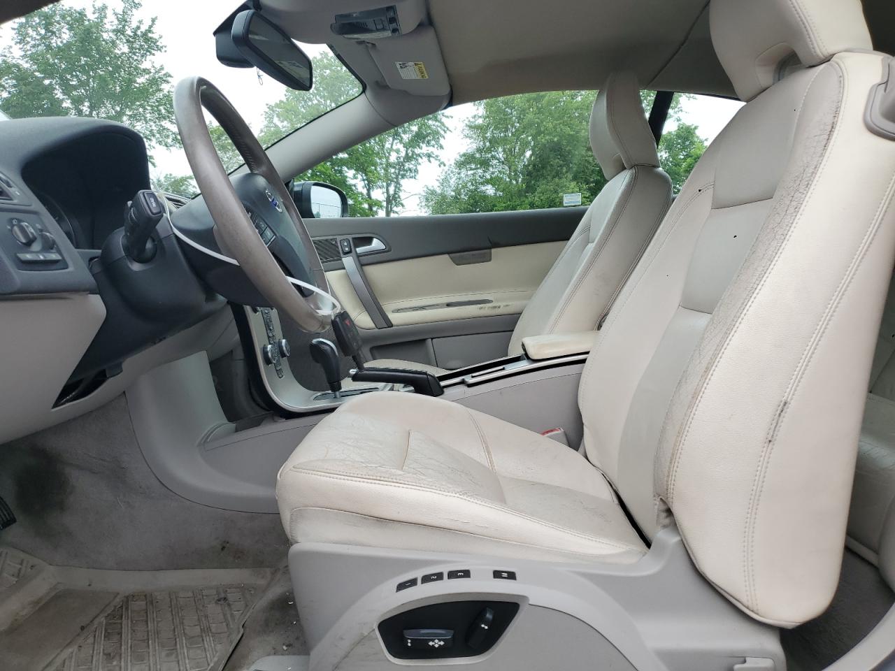 2010 Volvo C70 T5 VIN: YV1672MC9AJ090678 Lot: 58941545