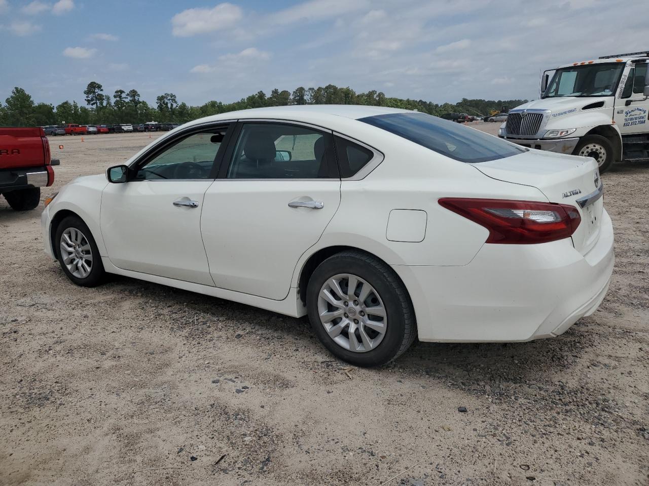 1N4AL3AP7JC201263 NISSAN ALTIMA 2018