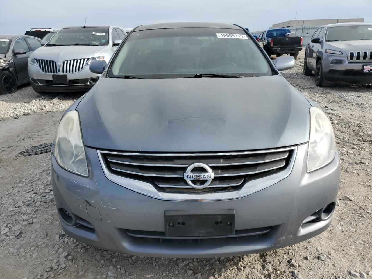 2010 Nissan Altima - Image 5