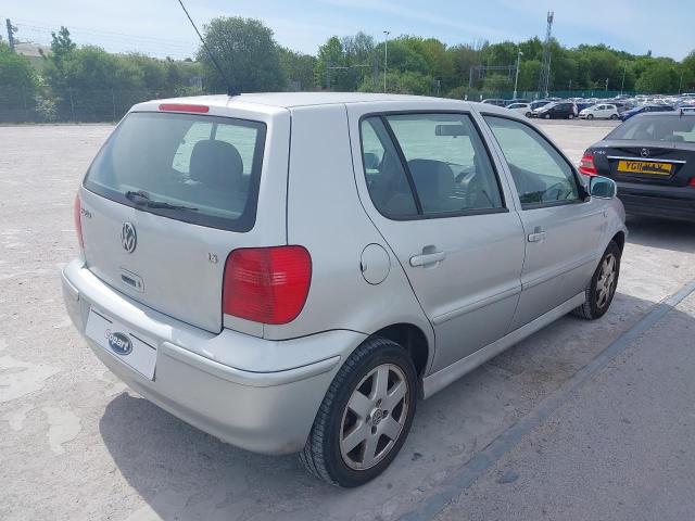 2001 VOLKSWAGEN POLO SE AU