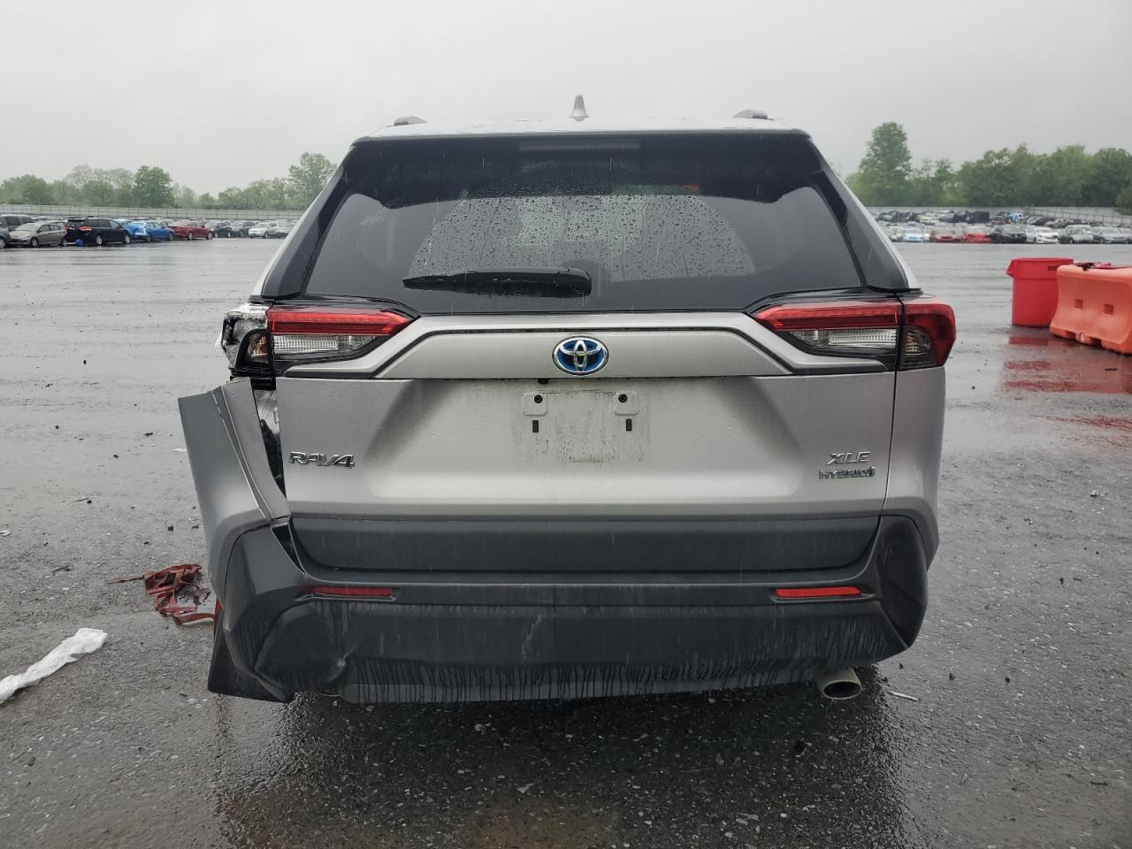 2021 Toyota Rav4 Xle VIN: 4T3R6RFV2MU015033 Lot: 56371295