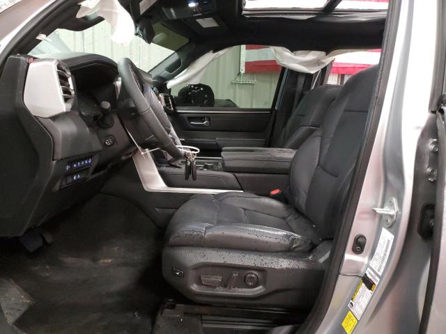  TOYOTA TUNDRA 2024 Серебристый