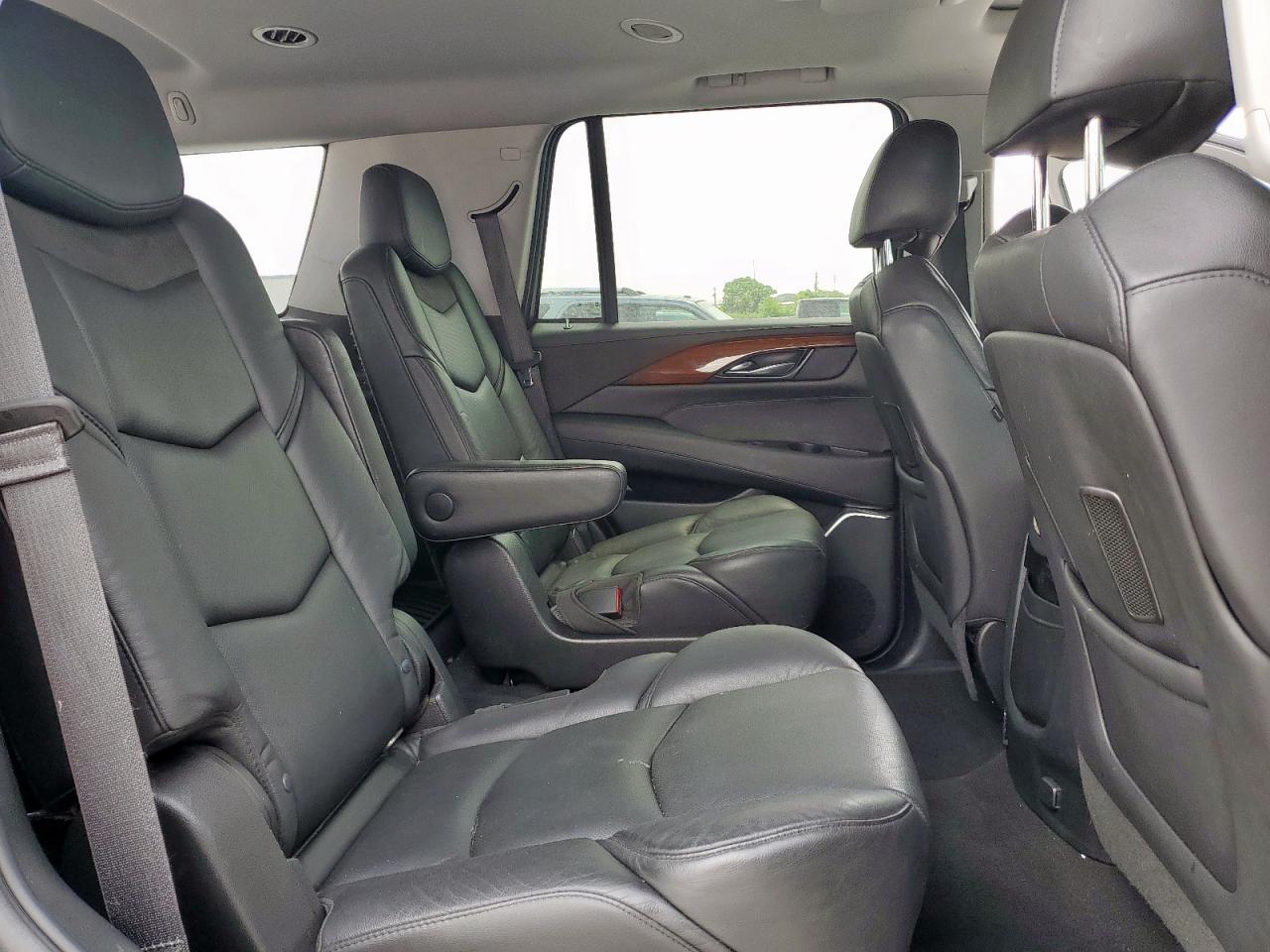 2019 Cadillac Escalade Premium Luxury VIN: 1GYS4CKJ1KR263563 Lot: 58036455