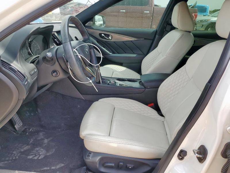  INFINITI Q50 2020 Biały